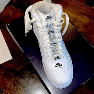 White and black Nike Air Force 1 High 07 lv8 3